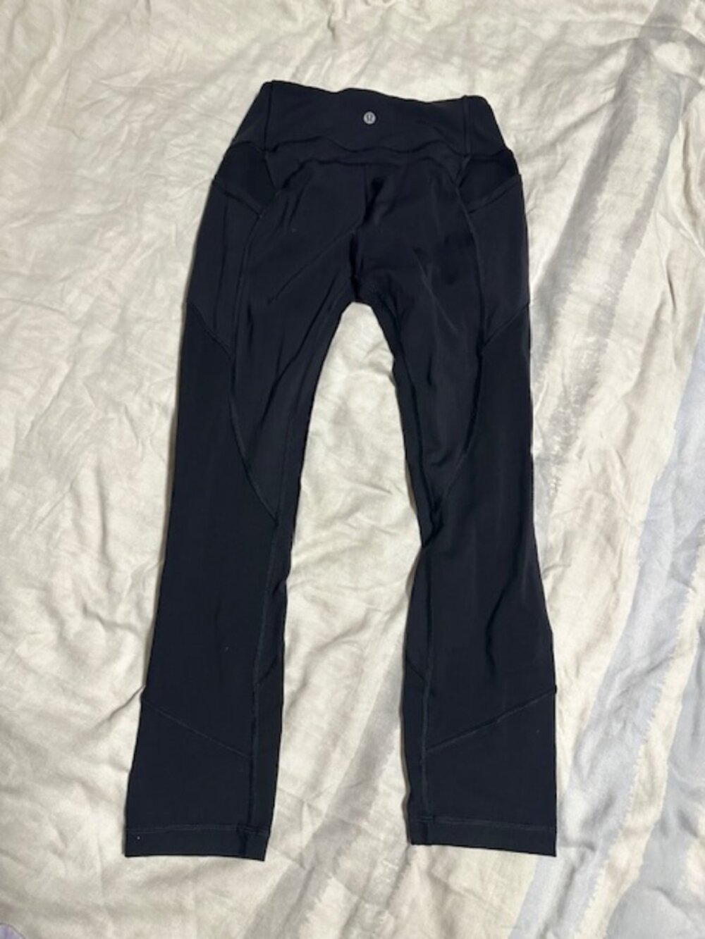 Lululemon cropped leggings size 6
